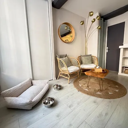 L'haute Du Gouverneur Апартаменты