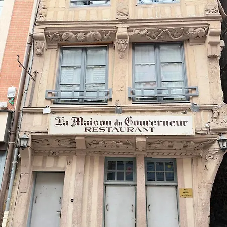 L'haute Du Gouverneur *